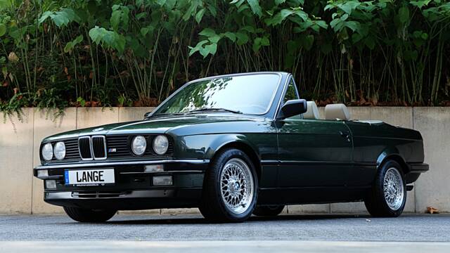 Immagine 1/48 di BMW 325i (1986)