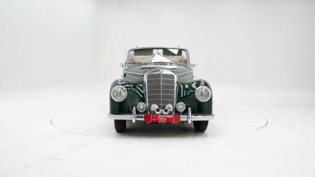 Image 1/4 of Mercedes-Benz 220 Cabriolet A (1953)