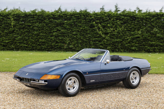 Image 1/50 de Ferrari 365 GTS/4 Daytona (1971)