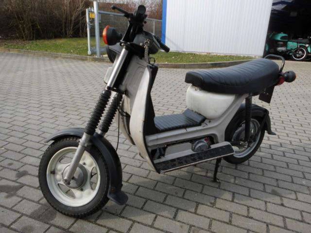 Image 1/19 de Simson DUMMY (1987)