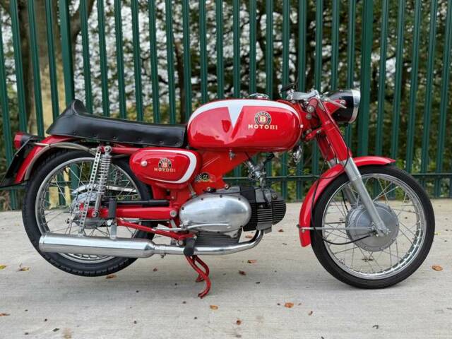 Bild 1/45 von Motobi Imperiale Sport (1965)