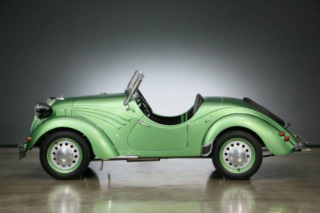 Image 1/17 of NSU-Fiat 500 A Topolino Weinsberg (1939)