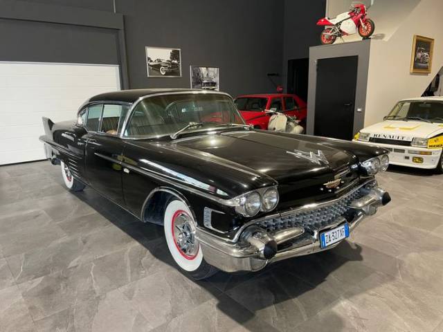 Image 1/9 of Cadillac 62 Coupe DeVille (1958)
