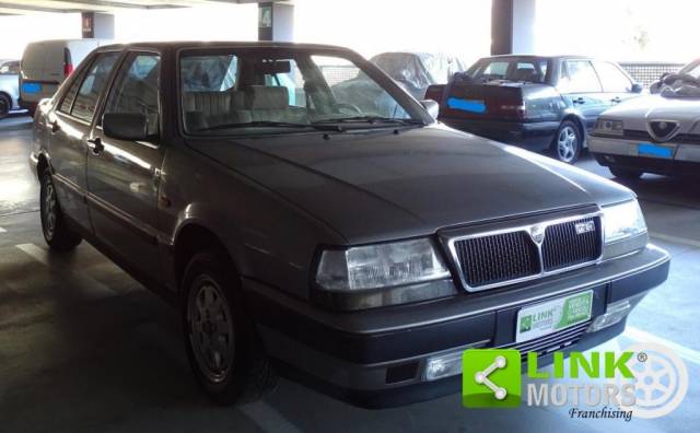 Image 1/10 of Lancia Thema 16V (1988)