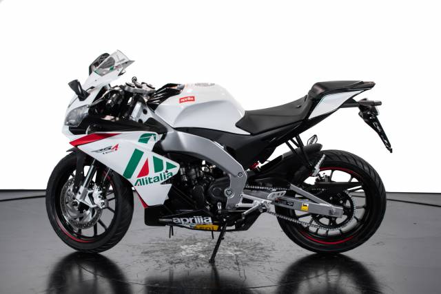 Imagen 1/35 de Aprilia DUMMY (2011)
