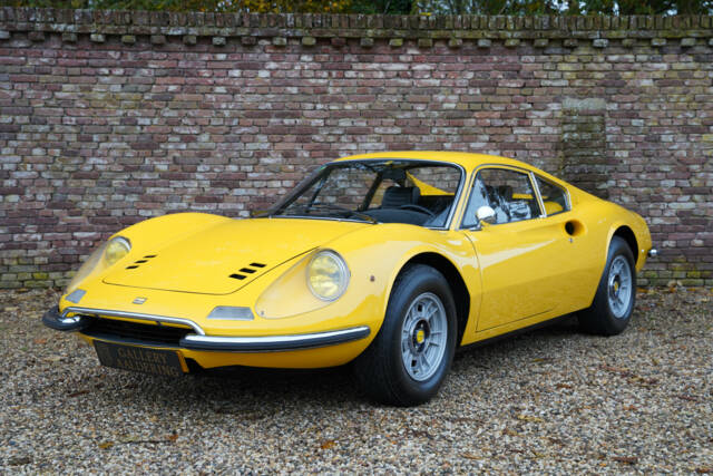 Bild 1/50 von Ferrari Dino 246 GT (1971)