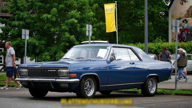 Bild 1/3 von Opel Diplomat V8 5,4 (1965)