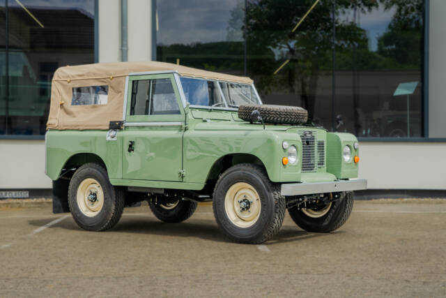 Image 1/30 de Land Rover 88 (1971)