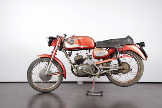 Immagine 1/5 di Benelli Nuovo Leoncino (1965)