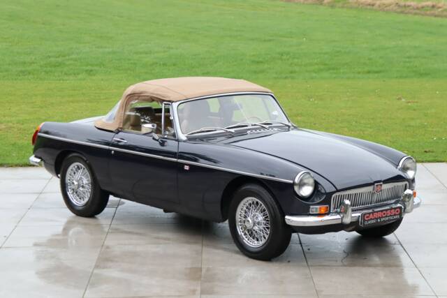 Image 1/50 of MG MGB (1973)