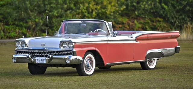 Bild 1/50 von Ford Fairlane 500 Skyliner (1959)
