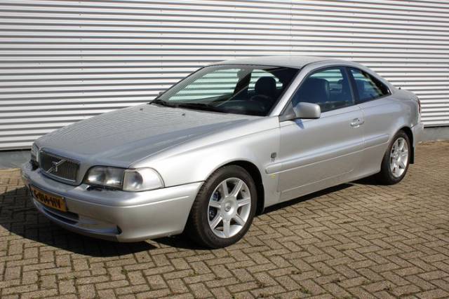 Bild 1/9 von Volvo C70 2.0 T (2001)