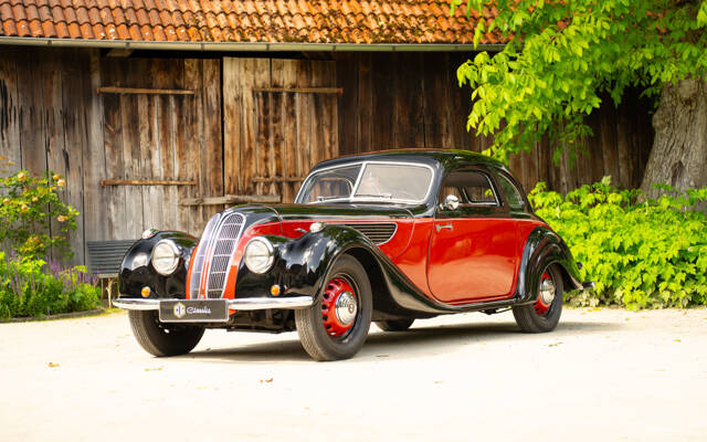 Image 1/50 de BMW 327 (1939)