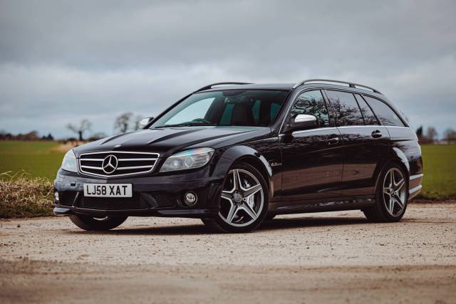 Imagen 1/8 de Mercedes-Benz C 63 AMG (2008)