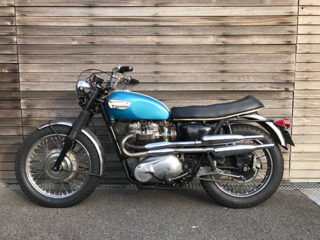 Image 1/4 de Triumph DUMMY (1968)
