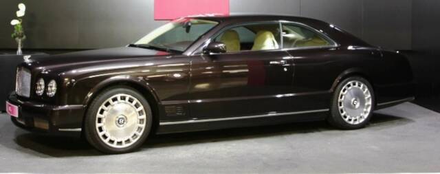 Image 1/11 of Bentley Brooklands (2009)