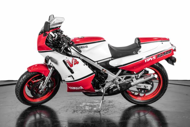 Image 1/29 de Yamaha DUMMY (1984)