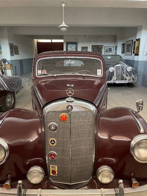 Image 1/4 de Mercedes-Benz 220 (1953)