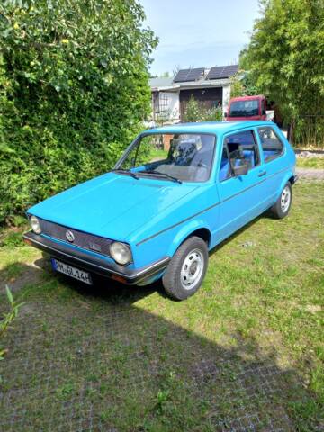 Image 1/17 of Volkswagen Golf Mk I Diesel 1.6 (1983)
