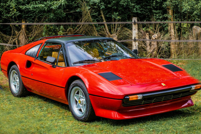 Imagen 1/5 de Ferrari 308 GTSi (1982)