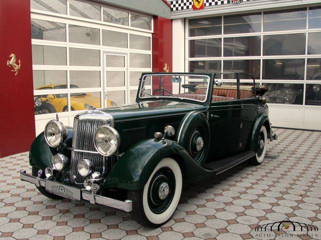 Image 1/15 of Armstrong-Siddeley 20&#x2F;25 Tickford (1936)