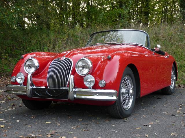 Image 1/36 of Jaguar XK 150 OTS (1959)