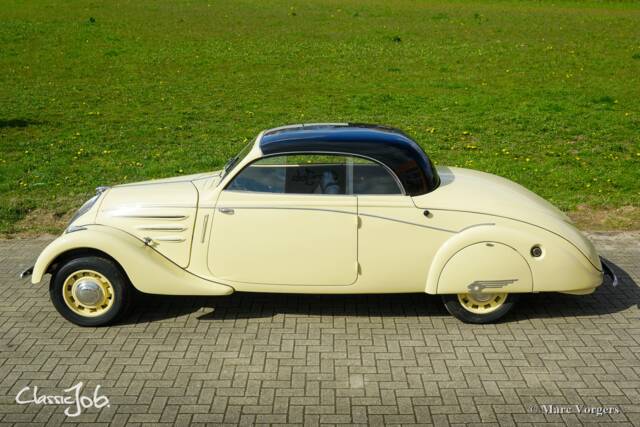 Image 1/47 of Peugeot 402 Eclipse (1935)
