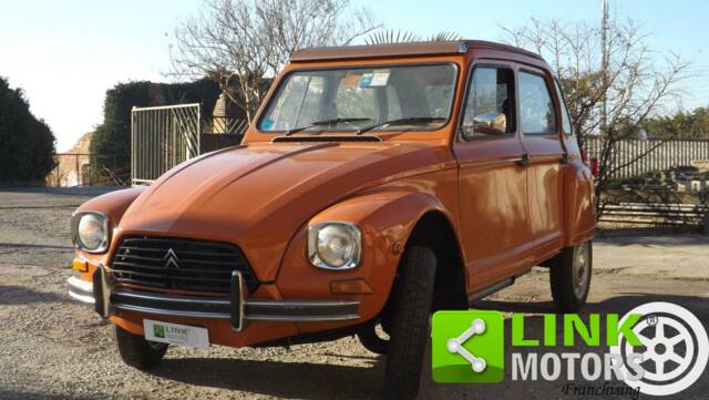 Image 1/10 de Citroën Dyane 6 (1982)
