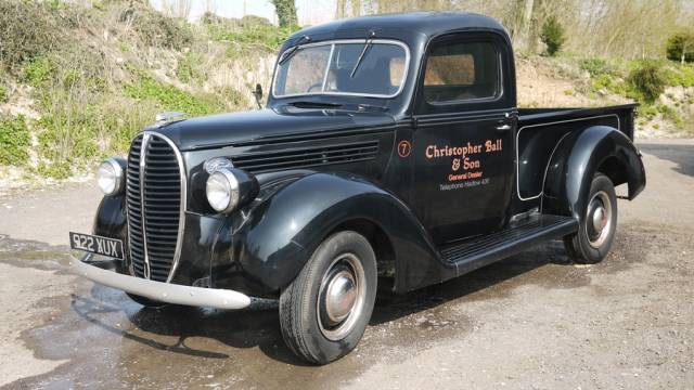 Image 1/8 de Ford Model 8 Pick-Up (1938)