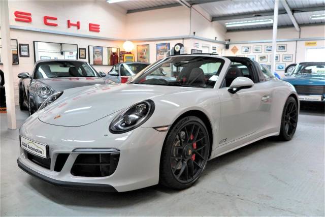 Bild 1/12 von Porsche 911 Targa 4 GTS (2018)