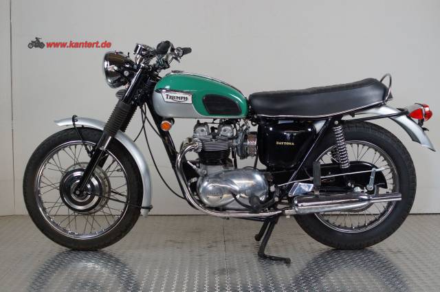 Image 1/27 de Triumph DUMMY (1969)