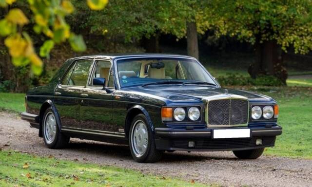 Image 1/17 of Bentley Brooklands (1994)