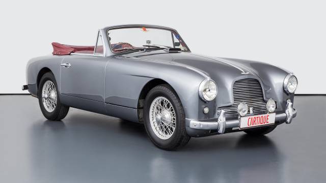 Image 1/16 of Aston Martin DB 2&#x2F;4 Mk I DHC (1954)