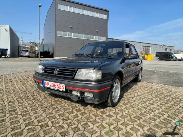 Bild 1/11 von Peugeot 309 GTI (1989)