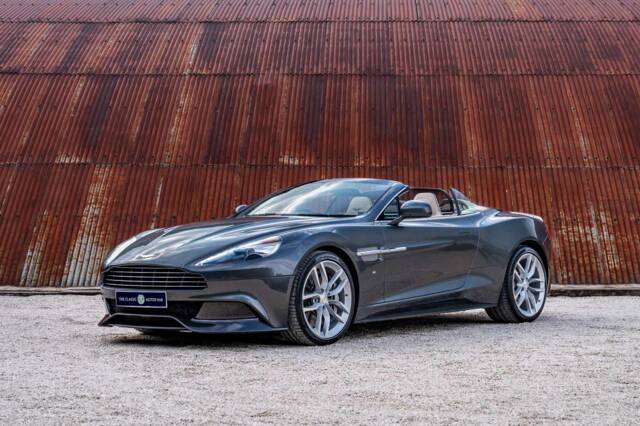 Afbeelding 1/35 van Aston Martin Vanquish (2017)