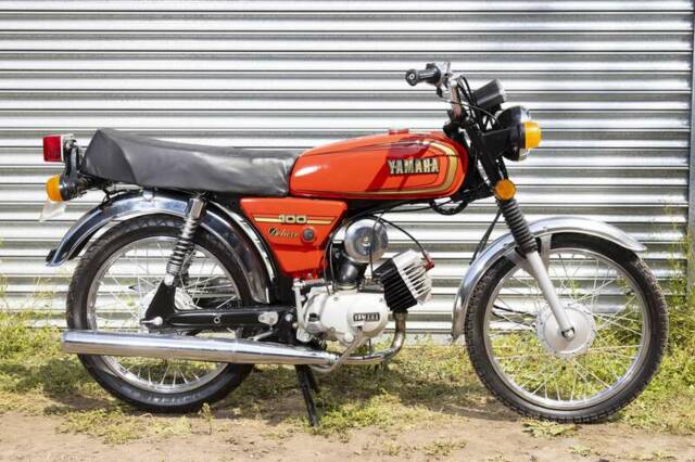 Bild 1/19 von Yamaha DUMMY (1989)