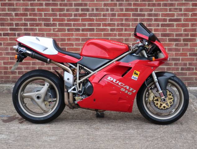 Immagine 1/7 di Ducati DUMMY (1995)