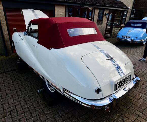 Image 1/41 of Austin A 90 Atlantic Convertible (1950)