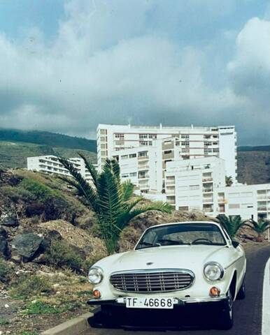 Image 1/8 of Volvo 1800 S (1966)