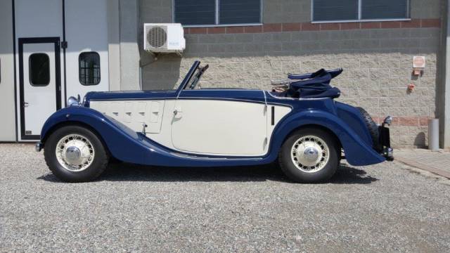 Image 1/26 of Lancia Augusta (1936)