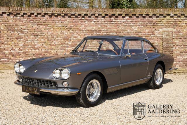 Bild 1/50 von Ferrari 330 GT 2+2 (1965)