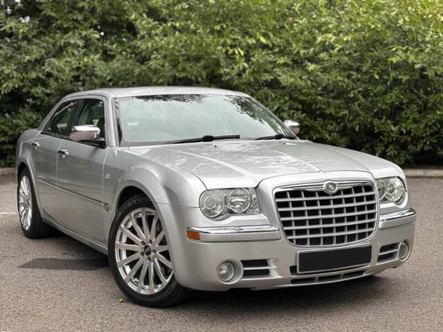 Image 1/50 of Chrysler 300 S (2008)
