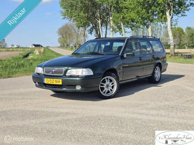 Imagen 1/37 de Volvo V 70 2.4 (2000)
