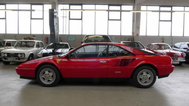 Immagine 1/48 di Ferrari Mondial 3.2 (1988)