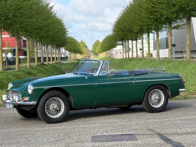 Image 1/20 of MG MGB (1967)