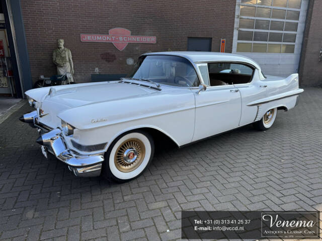 Image 1/34 de Cadillac 62 Sedan DeVille (1957)