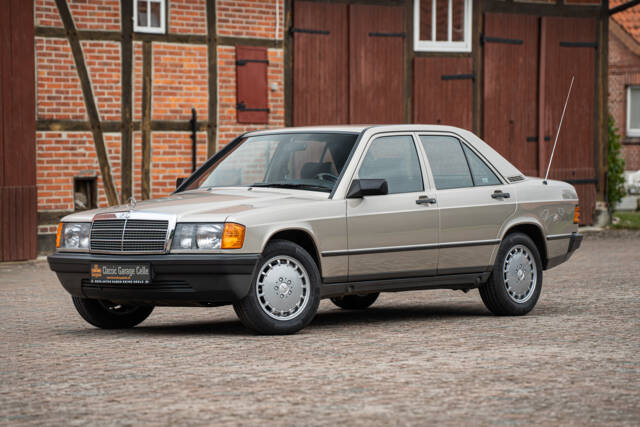 Image 1/77 of Mercedes-Benz 190 E 2.3 (1988)