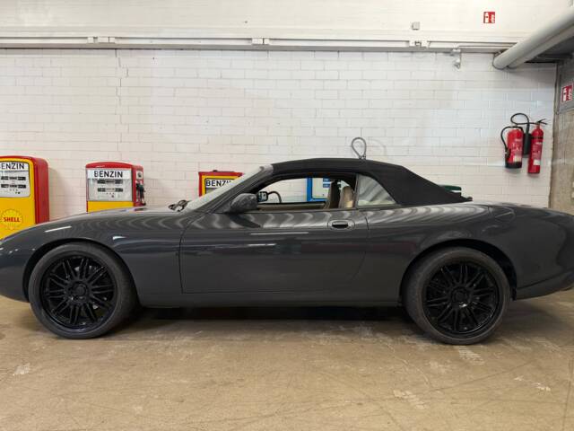 Image 1/21 of Jaguar XKR (1998)