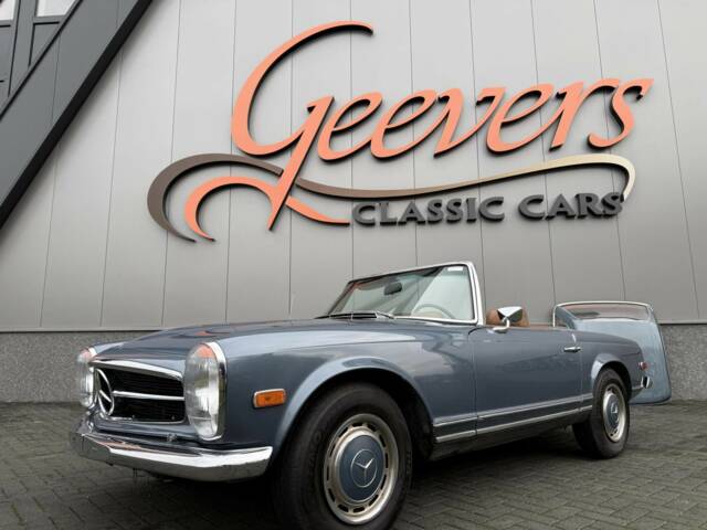 Immagine 1/50 di Mercedes-Benz 280 SL (1969)