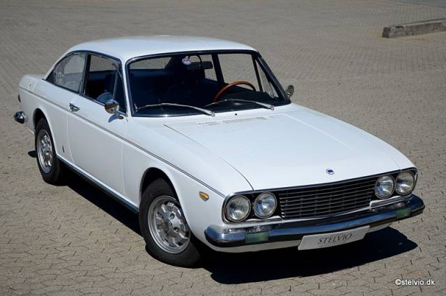Image 1/19 de Lancia 2000 Coupe (1972)